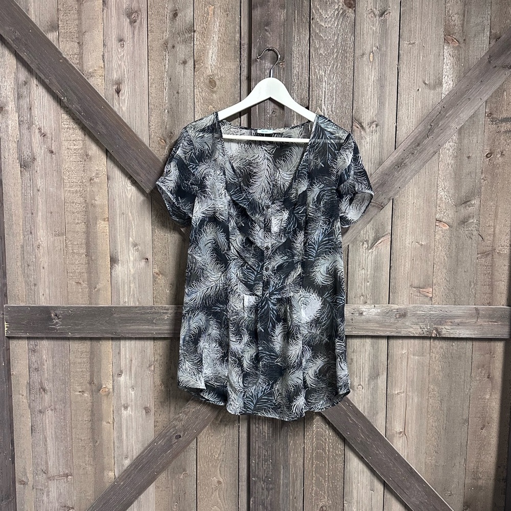Kimchi Blue Sheer Feather Print Blouse EUC